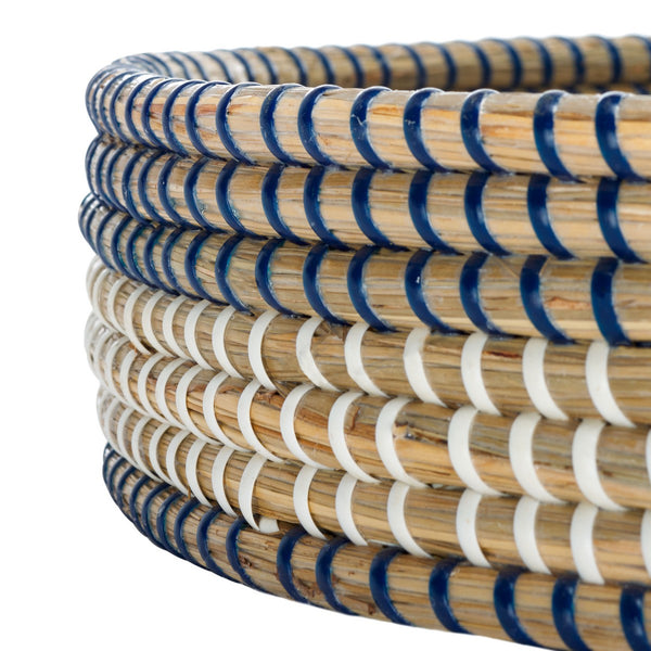 Safavieh Hawley Round Tray  White / Blue Rattan STG1809A