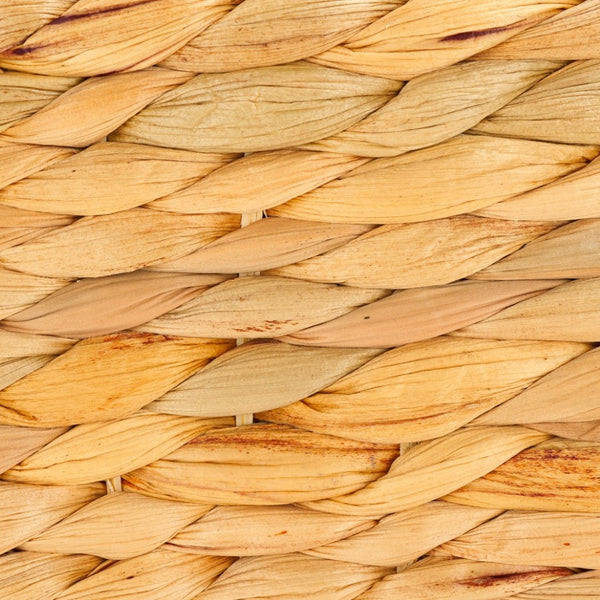 Safavieh Auroris Llama-Shaped Woven Basket - Eco-Friendly Water Hyacinth Storage For Playful Spaces & Decor STG1813A