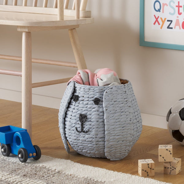 Safavieh Sarin Handwoven Puppy-Face Basket In Neutral Grey – Charming Storage For Toys And Essentials STG1814A