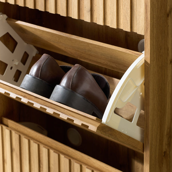 Safavieh Sohan Shoe Rack - Elegant Oak Storage Solution For Home Or Office, Stylish And Durable Design Oak Pb & Mdf Stg3101a