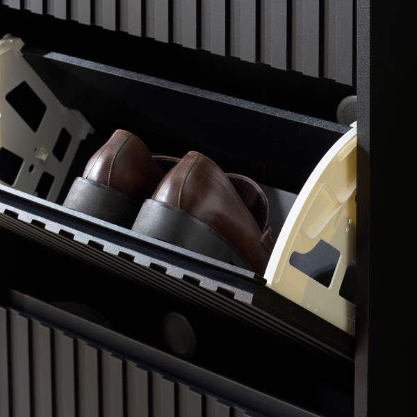 Safavieh Sohan Shoe Rack - Elegant Oak Storage Solution For Home Or Office, Stylish And Durable Design Black Pb & Mdf Stg3101b