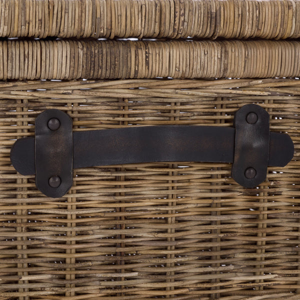 Safavieh Sanaki Natural Rattan Storage Bin With Wheels – Stylish, Functional Space Saver For Any Room Decor Natural Rattan,Wooden & Brass Wheels Stg5400a