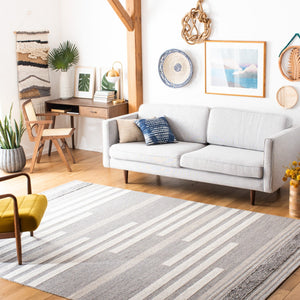 Striped Kilim Rug - Hand Woven Artistry in 90% Cotton & 10% Wool for a Stylish Contemporary Space