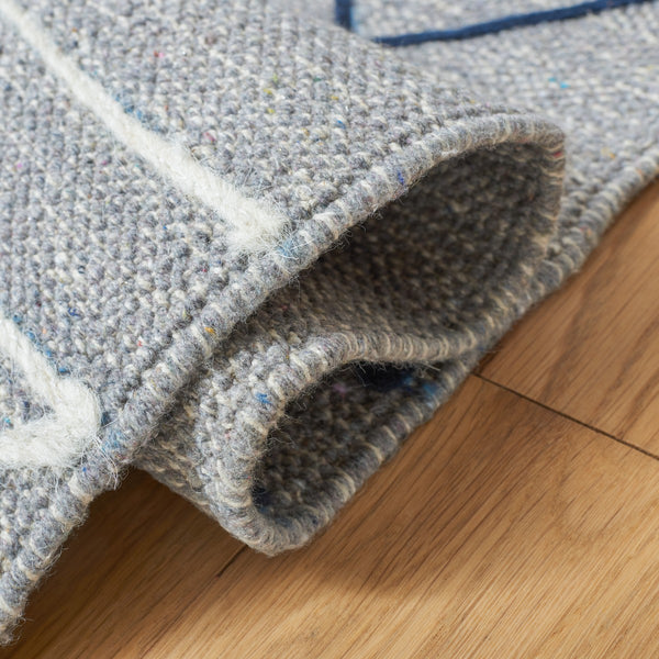 Striped Kilim 507 Hand Woven Cotton & Wool Rug - Stylish Contemporary Design for Any Space