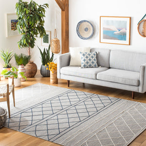 Striped Kilim 507 Hand Woven Cotton & Wool Rug - Stylish Contemporary Design for Any Space