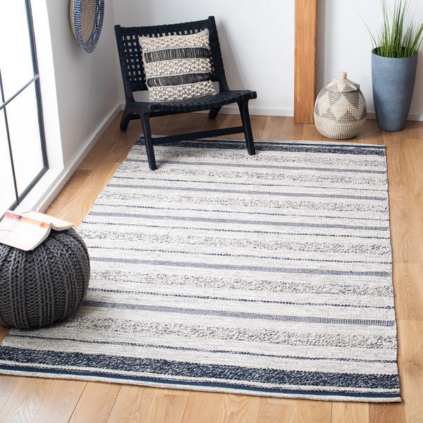 Striped Kilim 517 Hand Woven Cotton Rug - Contemporary Style for a Chic and Cozy Home Décor