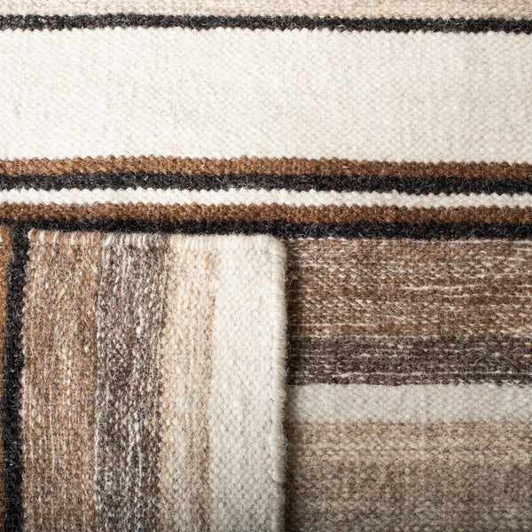Striped Kilim 601 Hand Loomed Wool and Cotton Rug - Contemporary Style for Elegant Home Décor
