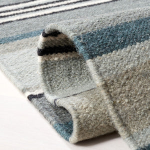 Striped Kilim 601 Hand Loomed Wool and Cotton Rug - Contemporary Style for Elegant Home Décor
