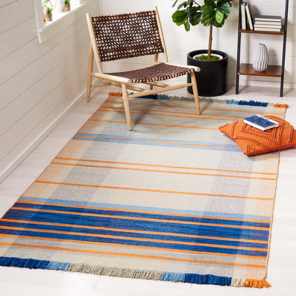 Striped Kilim 701 Flat Weave Rug - Luxurious Wool Blend for Contemporary Home Décor and Style