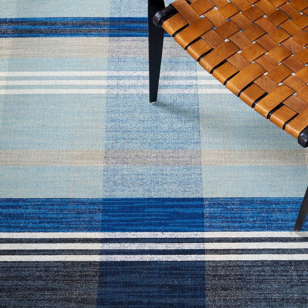 Striped Kilim Rug - Exquisite 95% Wool & 5% Cotton Flat Weave for Modern Home Décor Showcase