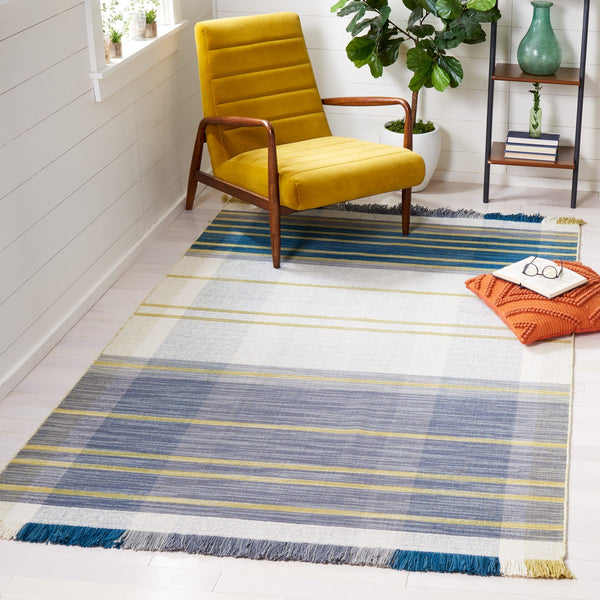 Striped Kilim 706 Contemporary Flat Weave Rug in Luxurious Wool and Cotton Blend for Stylish Spaces