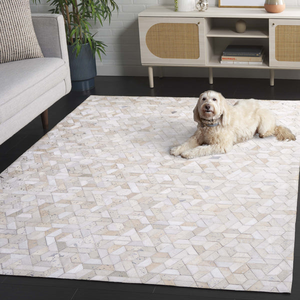 Safavieh Studio Leather Rug Ivory Silver Handwoven In India — Slim 1/4" Profile, Durable Luxurious Texture 4'-0" x 6'-0" STL109A-4