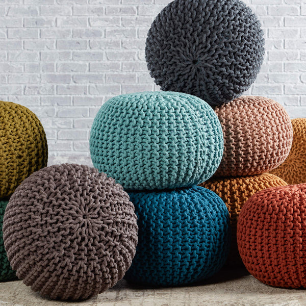 Jaipur Living Jaipur Living Spectrum Chunky Knit Cotton Round Pouf Handcrafted Accent for Rooms Navy POF100178