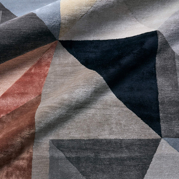 Jaipur Living Jaipur Living Scalene Hand Tufted Wool Viscose Geometric Accent Rug for Modern Interiors RUG143919
