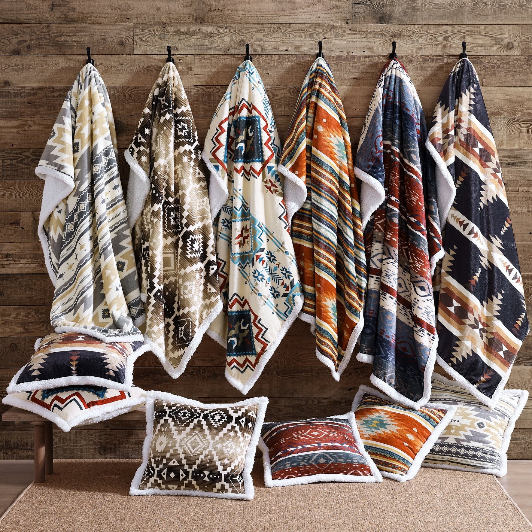 HiEnd Accents Wild Horse Throw