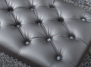 English Elm Decor Maxem Champagne Fabric Bench with Crystal Tufting and Nailhead Trim Accent T2574P164594