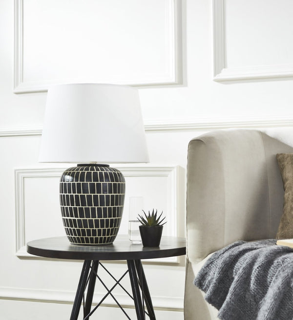 Safavieh AELA, 22-Inch Black Ceramic Table Lamp - Elegant Design for Modern Homes & Cozy Ambiance TBL2000A