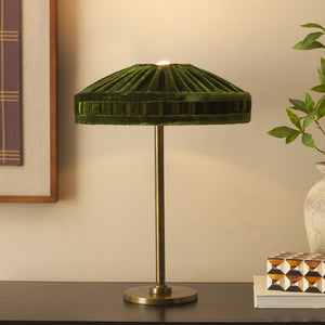 Safavieh Josie, Elegant 19-inch Green & Antique Brass Table Lamp With Velvet Shade For Cozy Spaces Green ,Antique Brass Metal Body ,Velvet Shade Tbl2030a