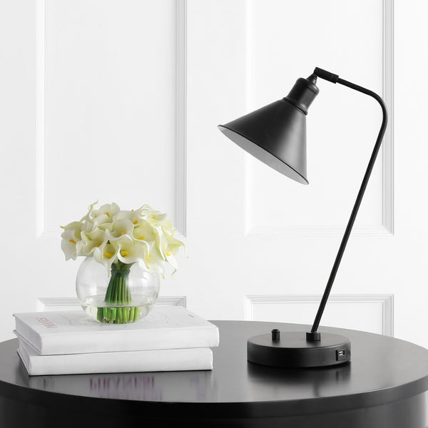 Safavieh VANCE, 20-Inch Black Iron Table Lamp with USB Port – Modern Design for Home Office & Bedroom Use TBL4143A