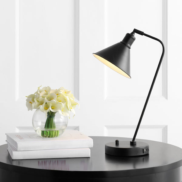 Safavieh VANCE, 20-Inch Black Iron Table Lamp with USB Port – Modern Design for Home Office & Bedroom Use TBL4143A