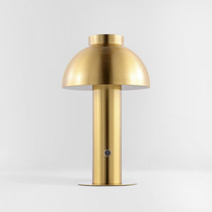 Safavieh NIARA, Modern Rechargeable LED Table Lamp for Home & Office – Elegant Design, Versatile Lighting Solution Brass TBL4315A
