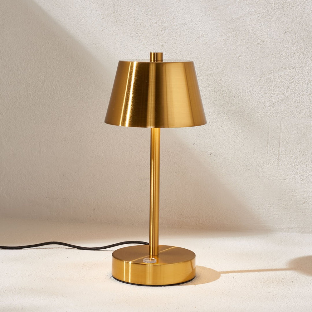 Safavieh LAITA, 11 INCH RECHARGEABLE LED TABLE LAMP - Modern Elegant Design for Any Room's Ambiance and Style Brass TBL4316B