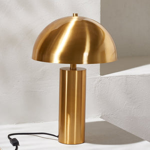Safavieh IRIA, 20.4-Inch Gold Table Lamp - Modern Design for Cozy Illumination in Bedrooms and Offices TBL4319A