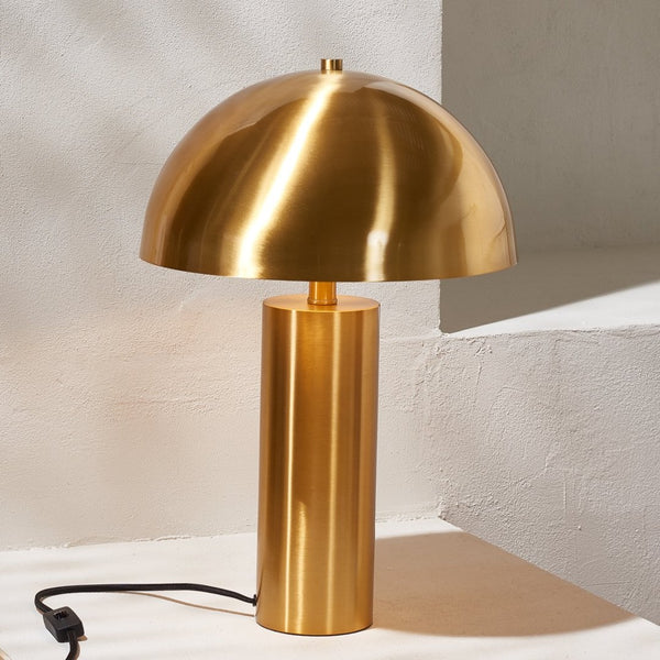 Safavieh IRIA, 20.4-Inch Gold Table Lamp - Modern Design for Cozy Illumination in Bedrooms and Offices TBL4319A