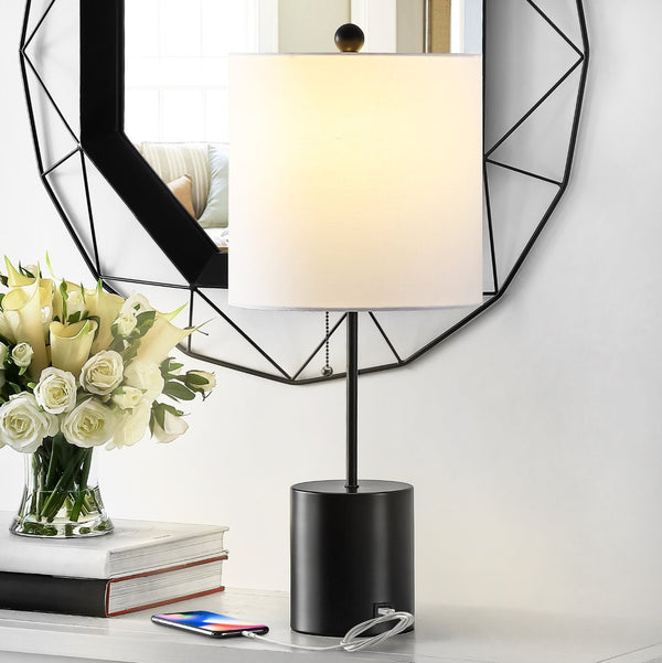 Safavieh DALRA, 25-Inch Black Iron Table Lamp with USB Port – Modern Design for Stylish Desk & Bedside Use TBL4358A