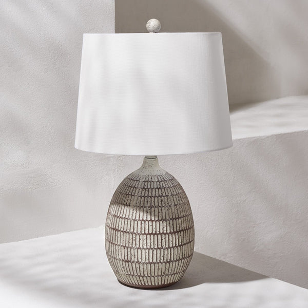 Safavieh DEWLEN, 24-Inch Brown & White Resin Table Lamp - Stylish Lighting for Modern & Classic Decor Spaces TBL4421A
