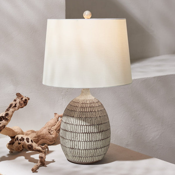 Safavieh DEWLEN, 24-Inch Brown & White Resin Table Lamp - Stylish Lighting for Modern & Classic Decor Spaces TBL4421A