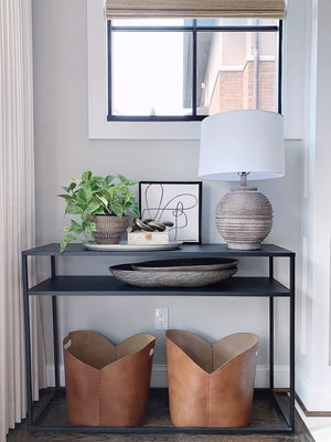 Safavieh PENDRI, Elegant 24-Inch Brown Resin Table Lamp for Cozy Illumination in Any Room, Timeless Design TBL4433A