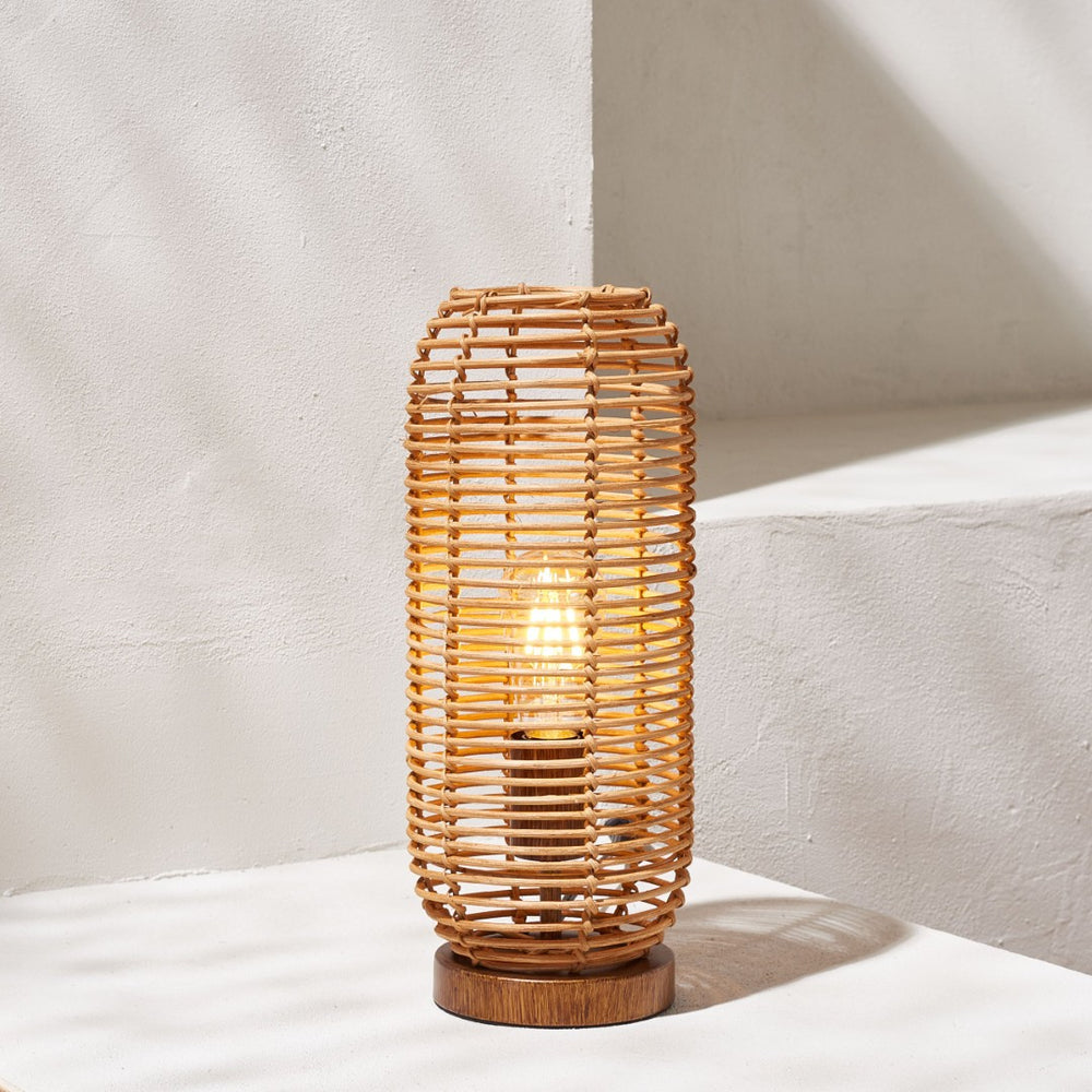 Safavieh EVELINE, 15-Inch Natural Rattan Table Lamp – Cozy Ambient Lighting for Modern and Rustic Spaces TBL4448A
