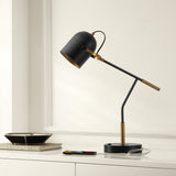 Safavieh Mulaney 22 Inch Table Lamp W/ Usb XII23 Black / Brass Metal TBL4458A-U