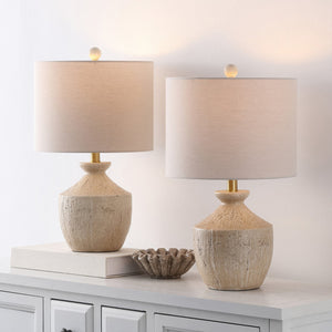 Safavieh Delacey, Elegant 21-inch Light Brown Resin Table Lamp Set Of 2 – Perfect For Any Home Décor! Light Brown Resin Body ,Fabric Shade Tbl4643a-set2