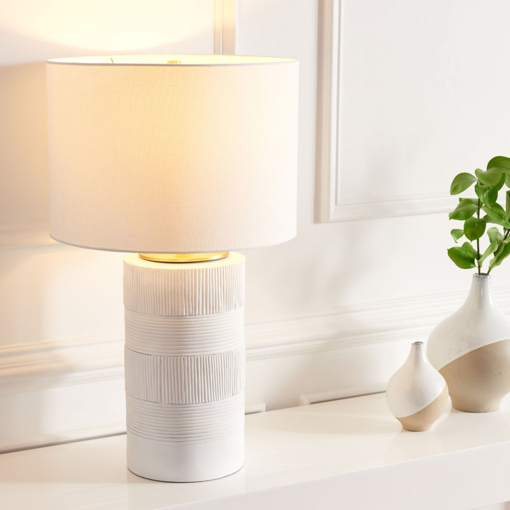 Safavieh WELLER, 25-Inch Polyresin Table Lamp - Minimalist Design for Modern Homes & Versatile Decor Styles White TBL7020A