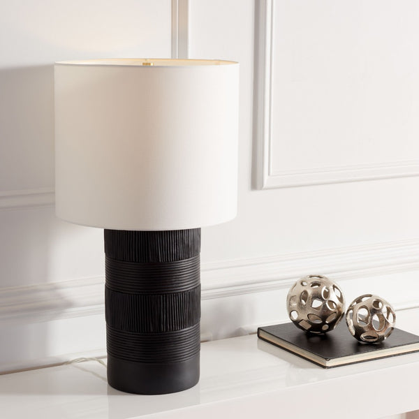 Safavieh WELLER, 25-Inch Polyresin Table Lamp - Minimalist Design for Modern Homes & Versatile Decor Styles Black TBL7020B