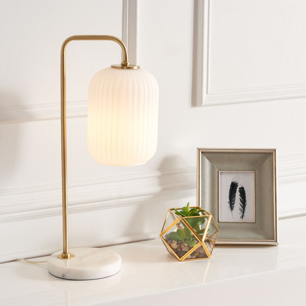 Safavieh SANTINA, 20-Inch Gold and White Steel Table Lamp for Modern Homes - Chic Ambient Lighting Accent TBL7025A