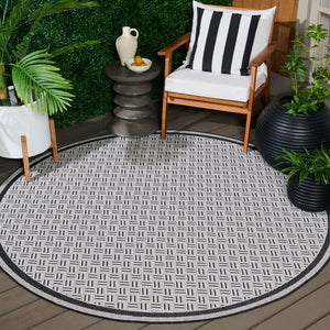 Safavieh Terrace Geometric Runner Rug Power Loomed Polypropylene for Hallways and Entryways Black 6'-7" x 6'-7" Round TER800Z-7R