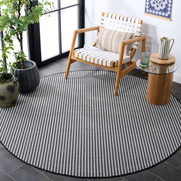 Safavieh Terrace Power Loomed Polypropylene Runner Rug for Entryways and Hallways Black 6'-7" x 6'-7" Round TER802Z-7R