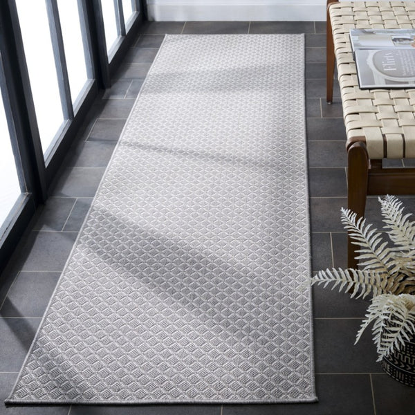 Safavieh Terrace Geometric Polypropylene Runner Rug Indoor Outdoor Hallway Low Pile Turkey TER804F-28