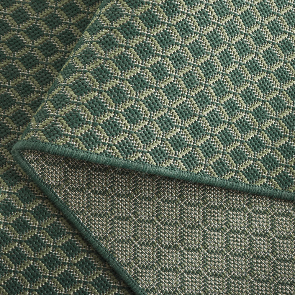 Safavieh Terrace Contemporary Geometric Rug In Dark & Light Green — Power-Loomed Polypropylene, Low-Maintenance Elegance 4'-0" x 6'-0" TER804Y-4