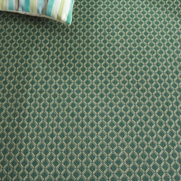 Safavieh Terrace Two-Tone Green Geometric Square Polypropylene Rug for Patio or Dining Room TER804Y-7SQ