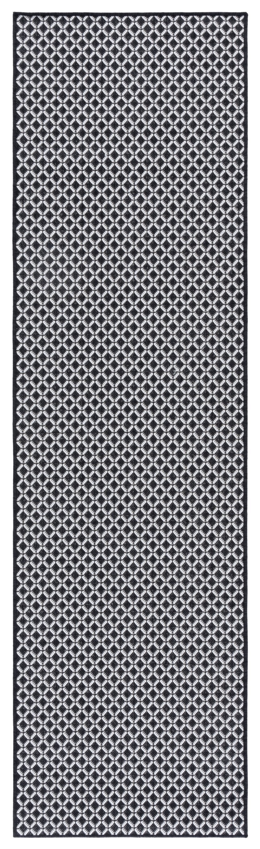 Safavieh Terrace Modern Turkish Black And White Geometric Rug — Low-Pile Durable Polypropylene Accent Mat For Entryways 4'-0" x 6'-0" TER804Z-4