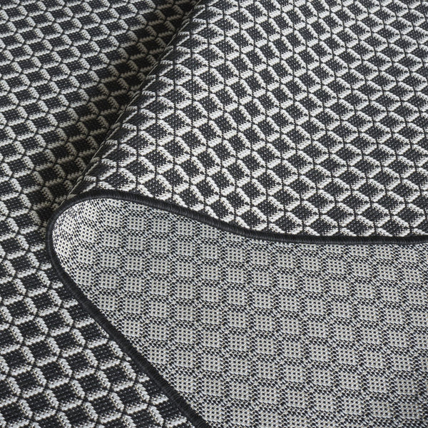 Safavieh Terrace Black And White Geometric Rug — Durable Indoor/Outdoor Polypropylene Low‑Profile Design 5'-3" x 7'-6" TER804Z-5