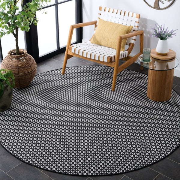 Safavieh Terrace Bold Geometric Round Polypropylene Rug for Indoor Outdoor Living Spaces TER804Z-7R