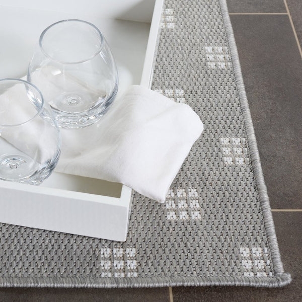 Safavieh Terrace Power Loomed Polypropylene Runner Rug Geometric Grid Indoor Outdoor Gray 6'-7" x 6'-7" Square TER806F-7SQ