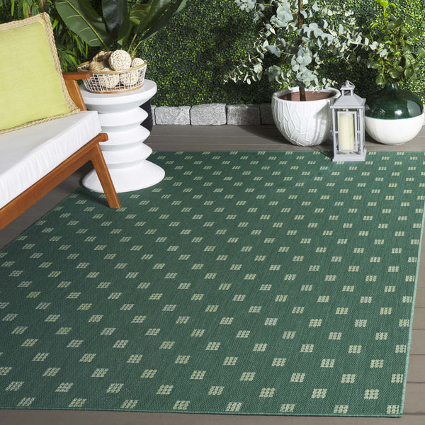 Safavieh Terrace Indoor/Outdoor Rug In Dark & Light Green Geometric — Low-Profile, Durable Polypropylene Finish 4'-0" x 6'-0" TER806Y-4