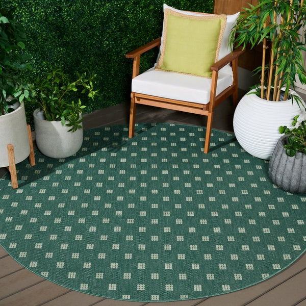 Safavieh Terrace Power Loomed Polypropylene Runner Rug Geometric Grid Indoor Outdoor Green 6'-7" x 6'-7" Round TER806Y-7R