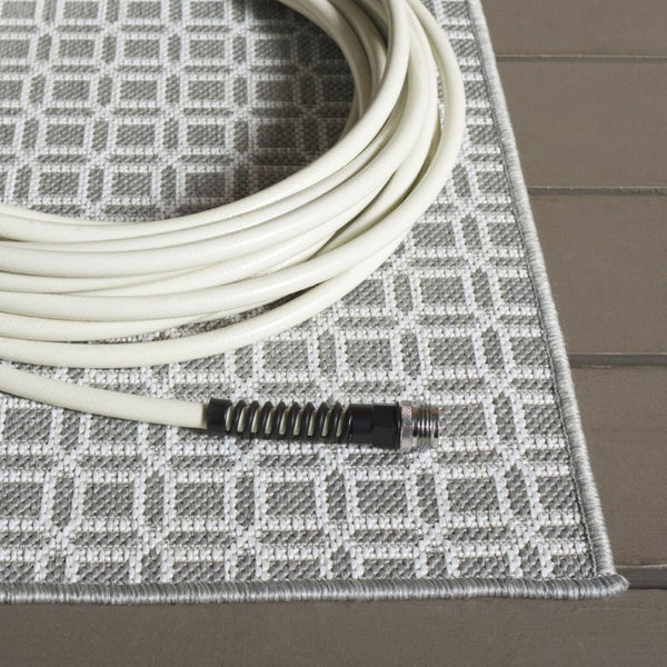 Safavieh Terrace Geometric Indoor Outdoor Area Rug Power Loomed Polypropylene for Modern Living TER808F-7SQ
